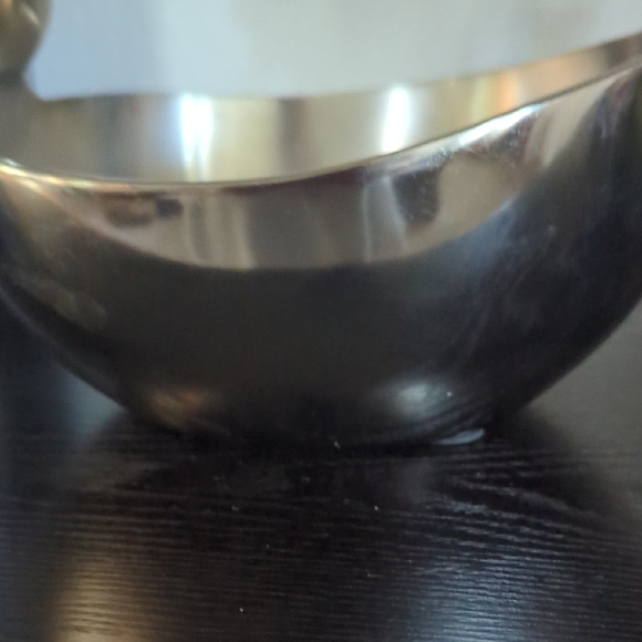 Silver Rabbit Ear Bowl - Picture 4 of 6